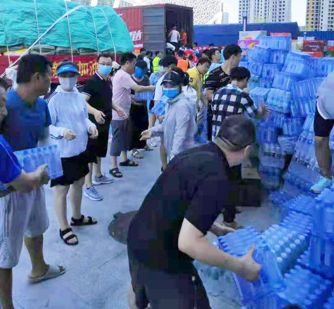 河南抗洪救災(zāi)中的“工大科雅”力量(圖7) 河南抗洪救災(zāi)中的“工大科雅”力量(圖7)